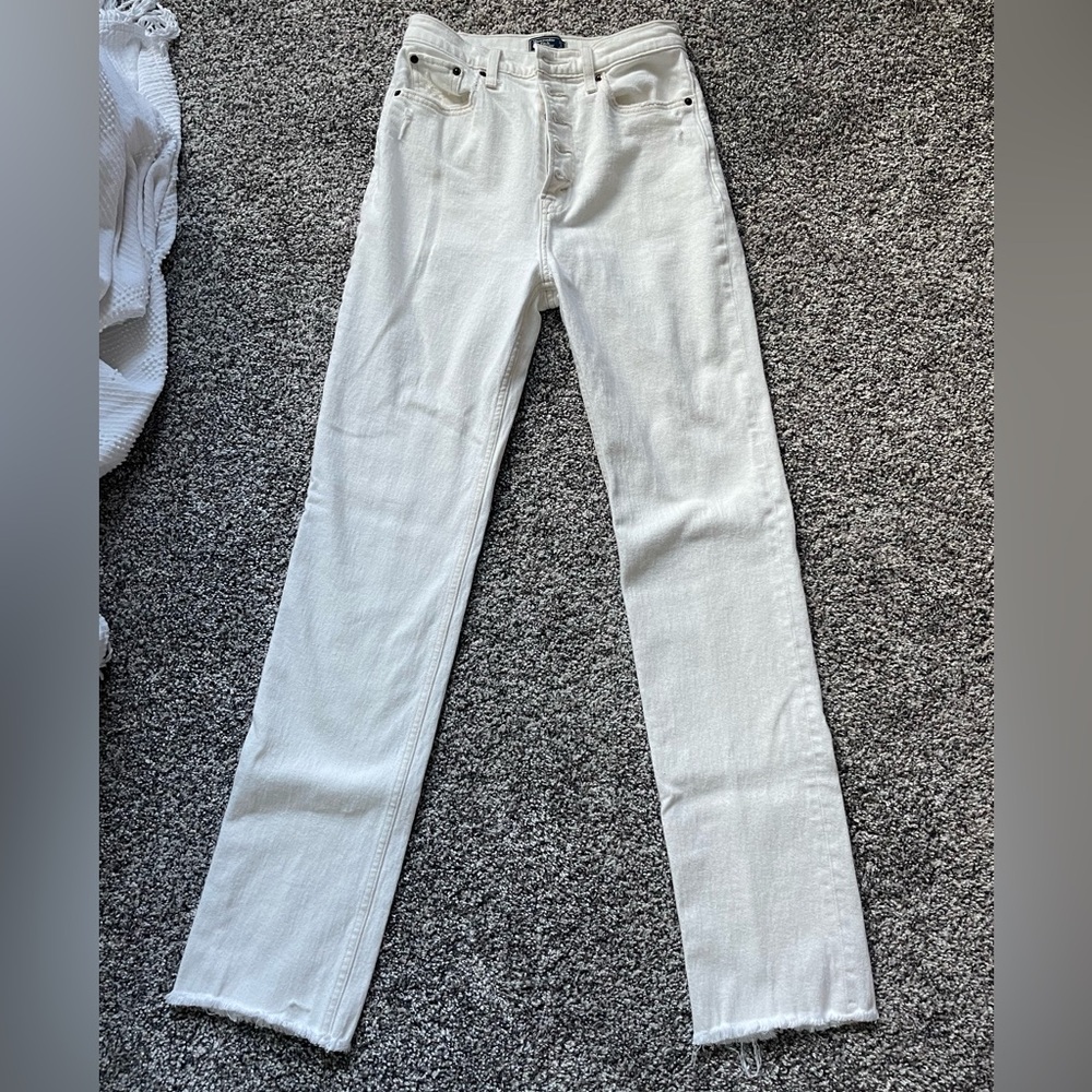 Abercrombie & Fitch ultra high rise straight jeans!